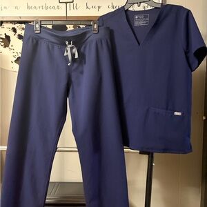 Figs Technical Collection Set in Navy Blue - M/MP